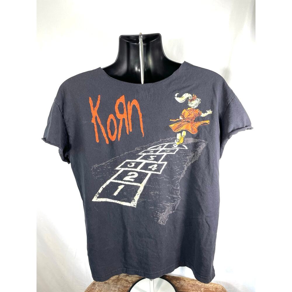 KoЯn Hopscotch Girl Distressed Cutout Band Tee M